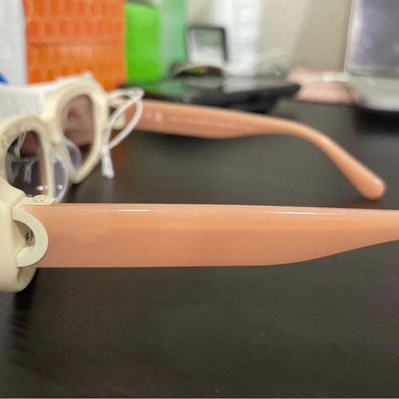 Linda Farrow x COS Rectangle Acetate Sunglasses - Picture 10 of 11